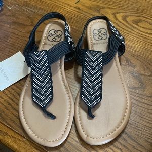New with tags Daisy Fuentes sandals.